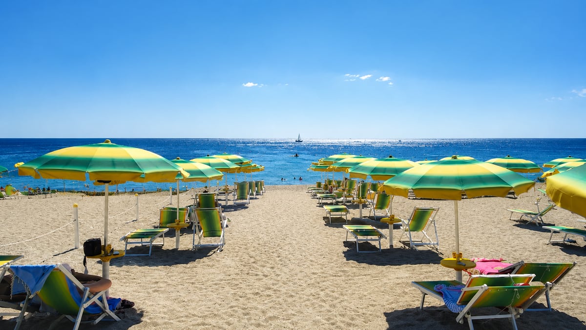 Mir&agrave; Beach